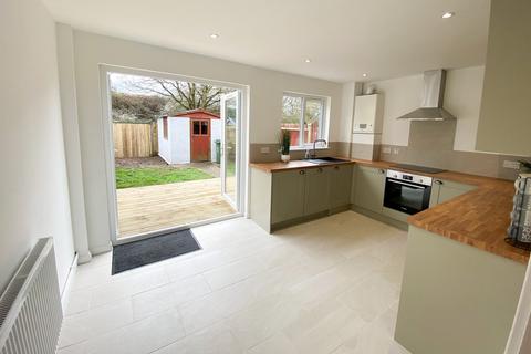 3 bedroom end of terrace house for sale - Leveller Row, Billericay