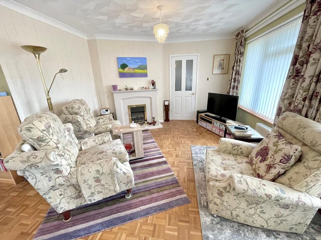 Andrew Close, Rustington 2 bed detached bungalow for sale £525,000
