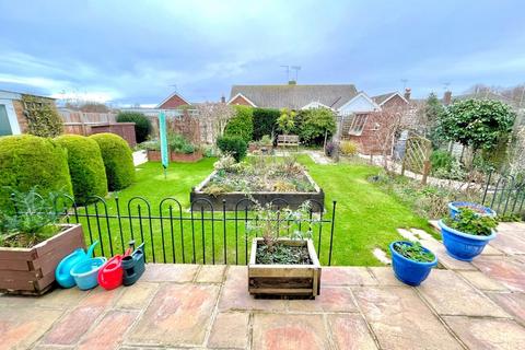 27 Andrew Close, Rustington, Littlehampton, BN16 3QE