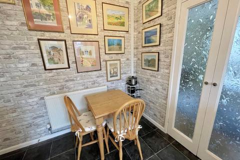 27 Andrew Close, Rustington, Littlehampton, BN16 3QE