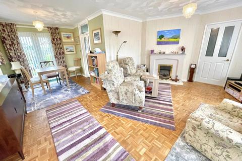 27 Andrew Close, Rustington, Littlehampton, BN16 3QE