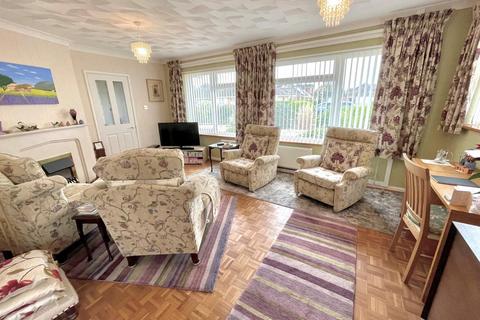 27 Andrew Close, Rustington, Littlehampton, BN16 3QE