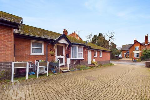 2 bedroom terraced bungalow for sale - Holly Court, Harleston