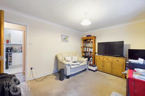 2 bedroom terraced bungalow for sale, Holly Court, Harleston