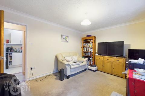 2 bedroom terraced bungalow for sale, Holly Court, Harleston, IP20