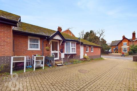 2 bedroom terraced bungalow for sale, Holly Court, Harleston, IP20