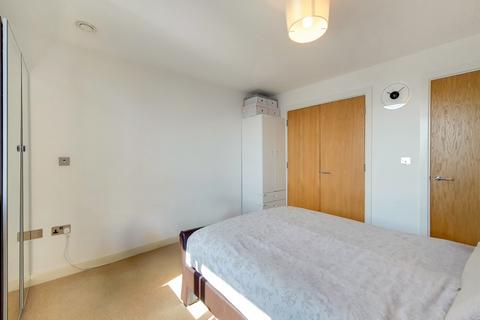 1 bedroom apartment to rent, George Hudson Tower, E15