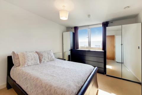 1 bedroom apartment to rent, George Hudson Tower, E15