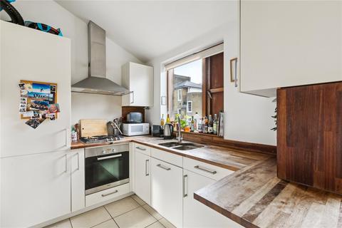 2 bedroom flat to rent, Highwood Court, 22 Highbury Crescent, Islington, London