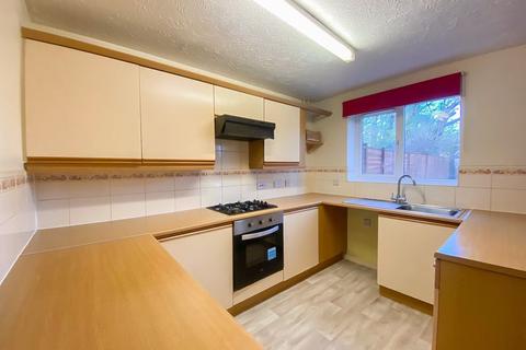 8 Camellia Gardens, Pendeford, Wolverhampton, WV9 5SH