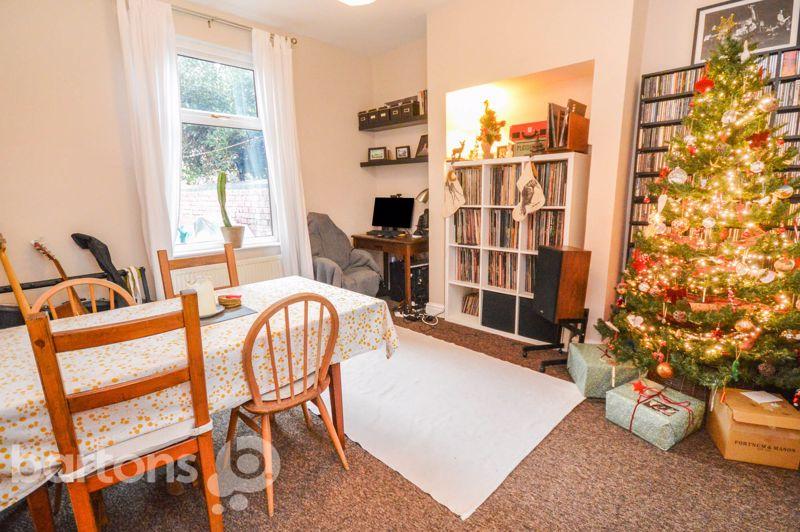 Sherwood Crescent, Rotherham 2 bed semidetached house for sale £135,000