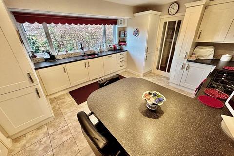 3 bedroom detached house for sale, Brompton Park, Rhos on Sea