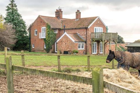 4 bedroom equestrian property for sale - Ramsholt, Woodbridge, Suffolk, IP12