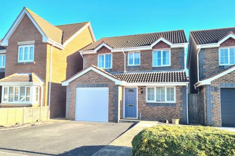 3 bedroom detached house for sale - Fitzroy Drive, Lee on the Solent, PO13