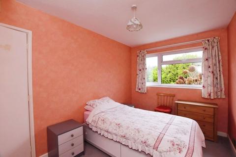 17 Whitebridge Road, Laverstock, Salisbury, SP1 1QA