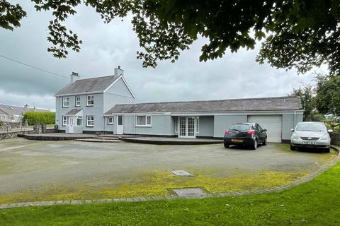 4 bedroom detached house for sale, Bethel, Caernarfon, Gwynedd, LL55