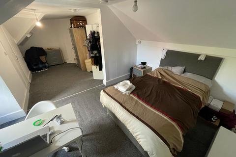 5 bedroom house share to rent, Grove Road, Middlesbrough, TS3