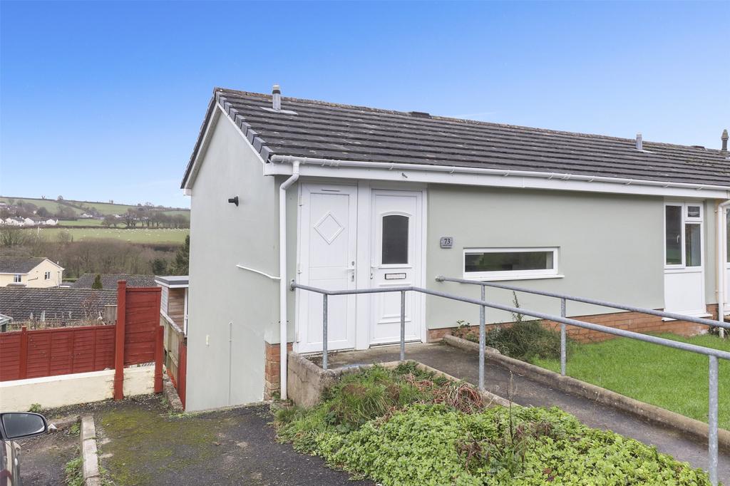 Castle Hill Gardens, Torrington, Devon, EX38 3 bed end of terrace house