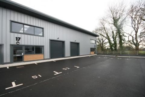 Industrial unit to rent, Unit 17, Rockhaven Business Centre, Street Business Park, Gravenchon Way, Street, Somerset, BA16 0HW