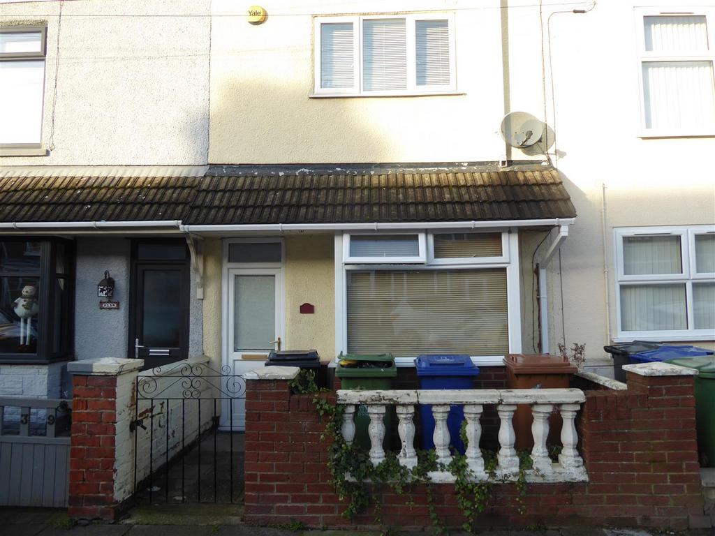 Cooper Road, Grimsby 3 bed terraced house to rent £675 pcm (£156 pw)