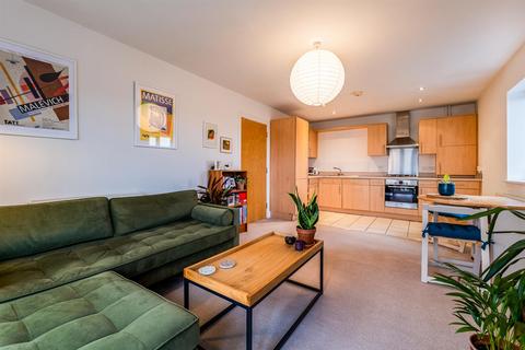 2 bedroom apartment for sale - Betjeman Road, Stratford-Upon-Avon