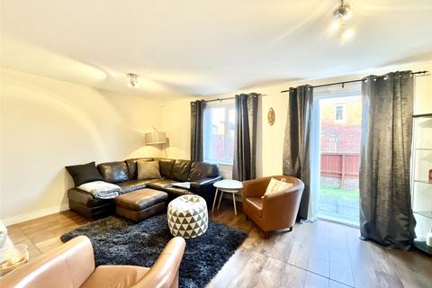 1 Abbeyfield Close, Gateshead, NE8 2PS