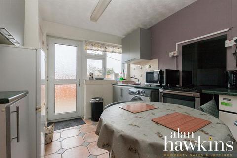 2 Glevum Close, Purton, Swindon, SN5 4HA