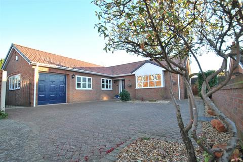 2 Broadgates, Blaxton, Doncaster, DN9 3PW