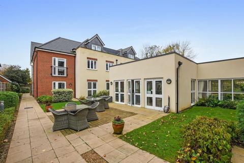 1 bedroom apartment for sale, Beaconsfield Road, Farnham Common, Slough