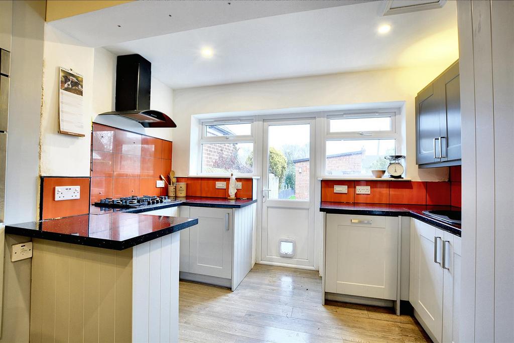 Dining kitchen