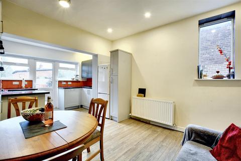 106 Belper Road, Stanley Common, Ilkeston, DE7 6FQ