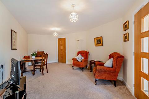 1 bedroom apartment for sale, Chesterton Court, Railway Road, Ilkley