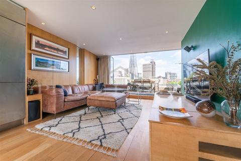 3 bedroom apartment for sale - Southwark Bridge Road, Borough, London