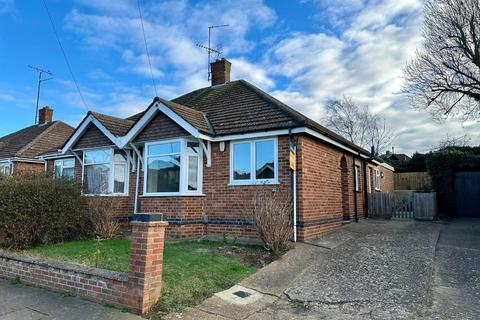 49 Gillsway, Northampton, NN2 8HT