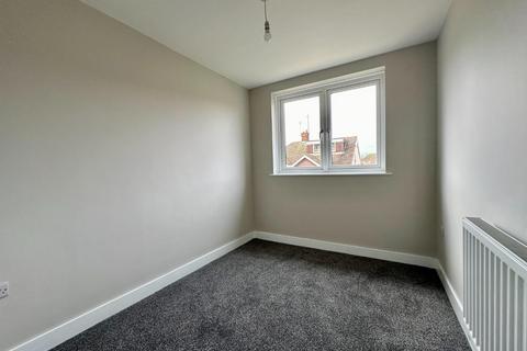 49 Gillsway, Northampton, NN2 8HT