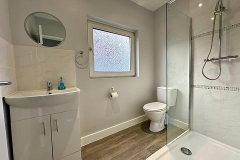 49 Gillsway, Northampton, NN2 8HT
