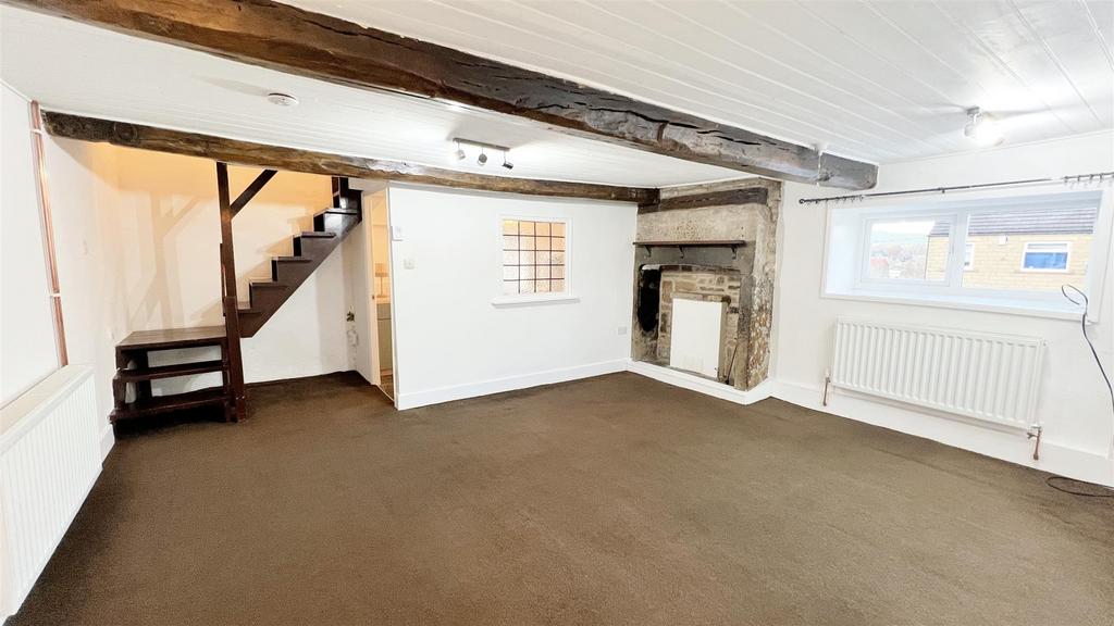 Elm Street, Skelmanthorpe, Huddersfield 2 bed end of terrace house £595 pcm (£137 pw)