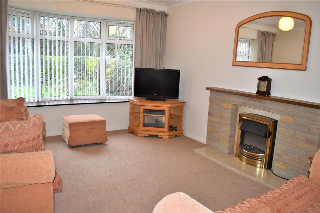 Thirlmere Close, Cannock 3 bed house for sale £255,000