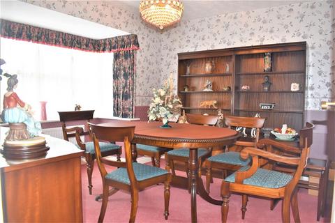 4 bedroom house for sale, Hatherton Croft, Cannock