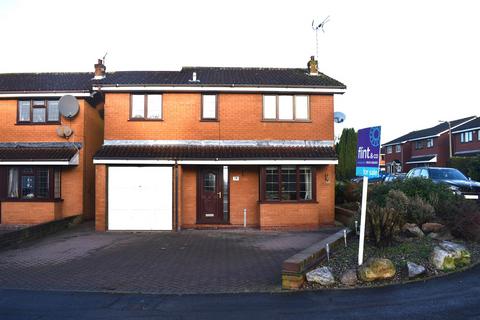 4 bedroom detached house for sale, Meadow Way, Cannock