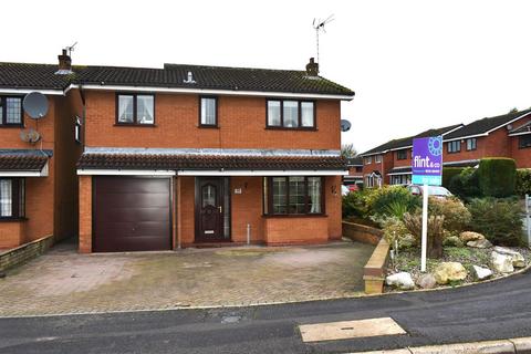 4 bedroom detached house for sale, Meadow Way, Cannock