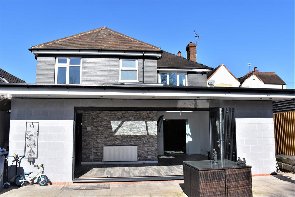 View Street, Hednesford, Cannock 5 bed house for sale £340,000