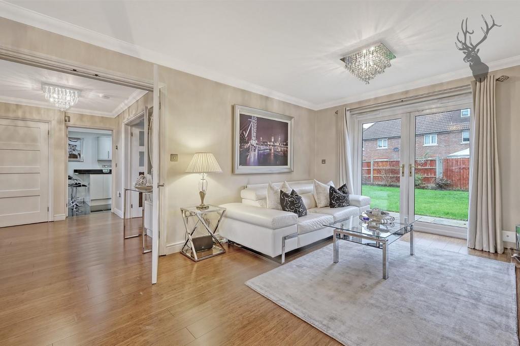 Deer Park Way, Waltham Abbey 4 bed detached house for sale £725,000