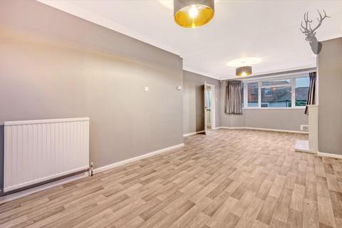 1 The Chase, Ingrave, Brentwood, CM13 3QT
