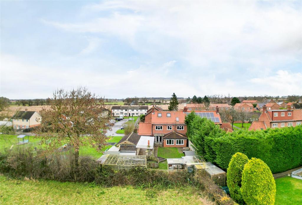 Crow Garth, SkeltonOnUre, Ripon 3 bed semidetached house for sale