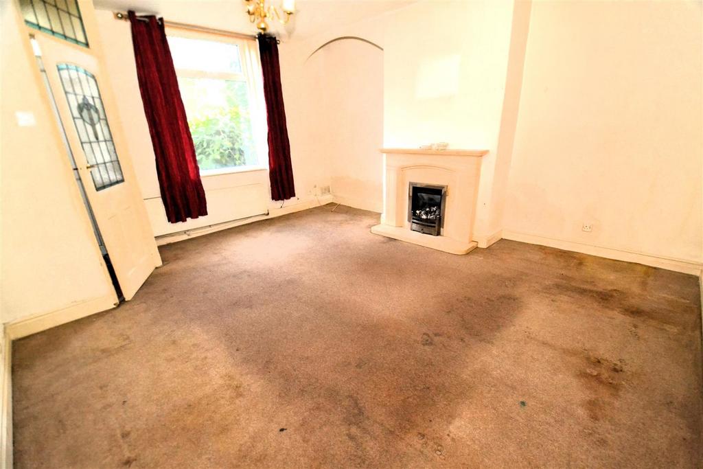 Edgar Street, Clayton, Bradford 3 bed terraced house for sale £117,500