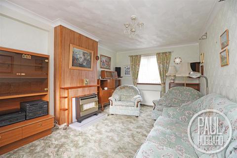 3 bedroom terraced house for sale, Notley Road, Lowestoft, NR33
