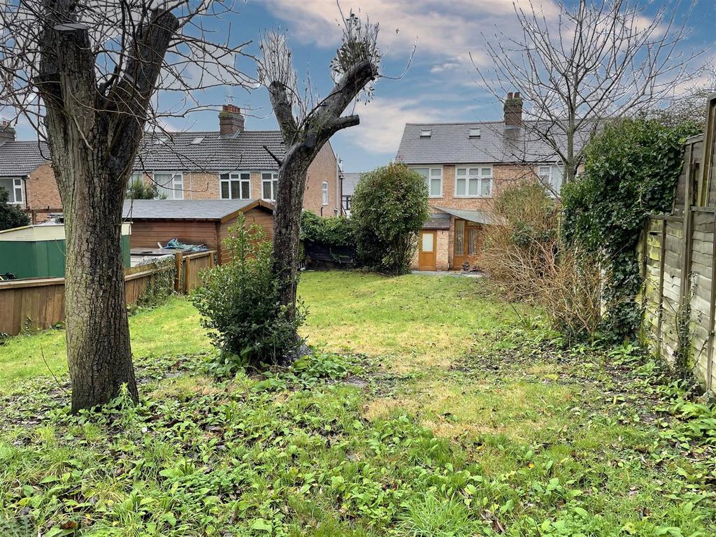 Westholme Road, Ipswich 3 bed semidetached house for sale £285,000