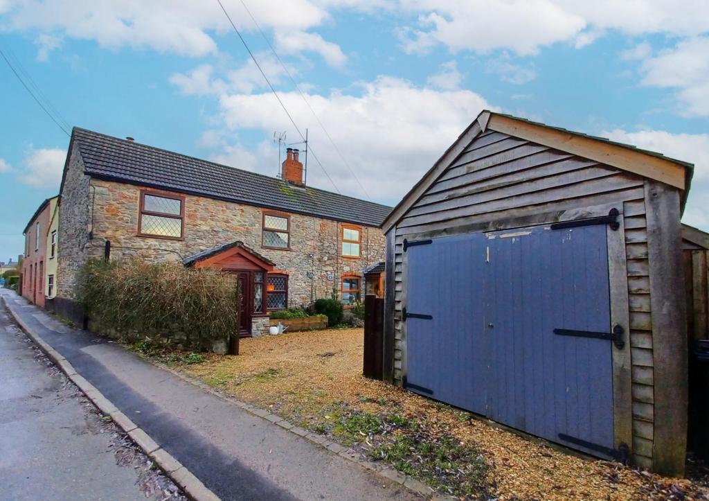 Station Road, Charfield, Gloucestershire 3 bed house for sale £345,000