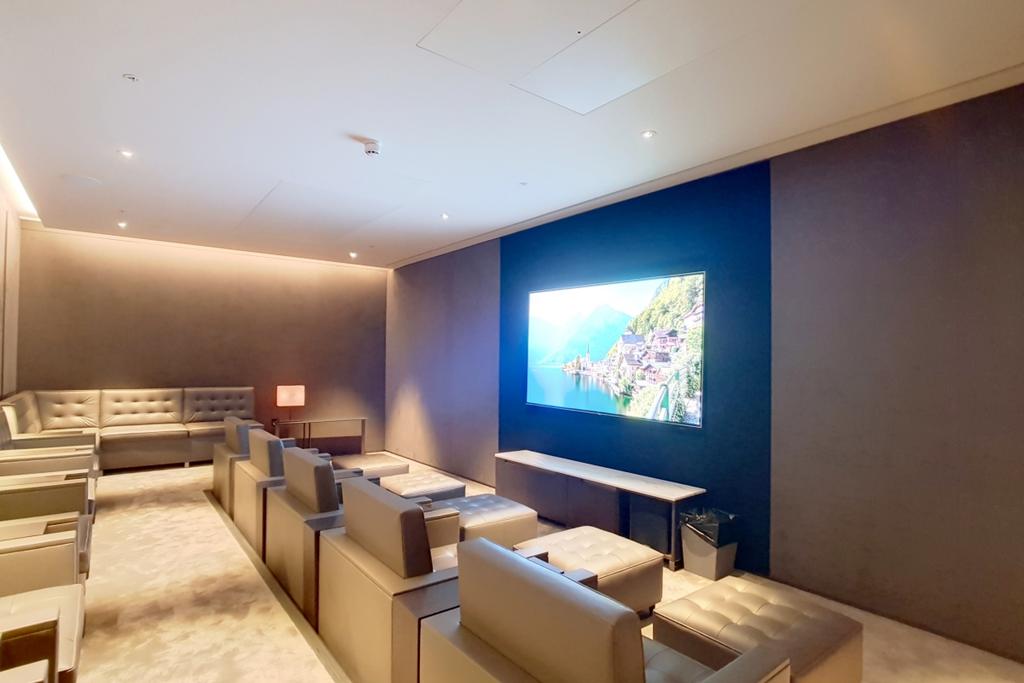 8 Cinema Room 3